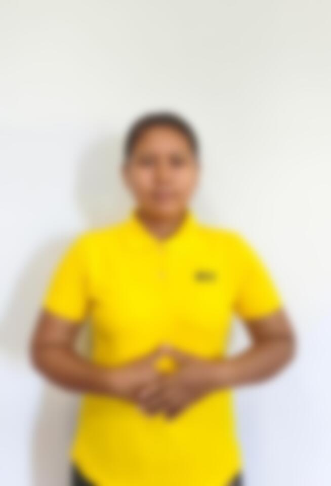 HSU HNIN SHWE — Myanmarese maid in Singapore