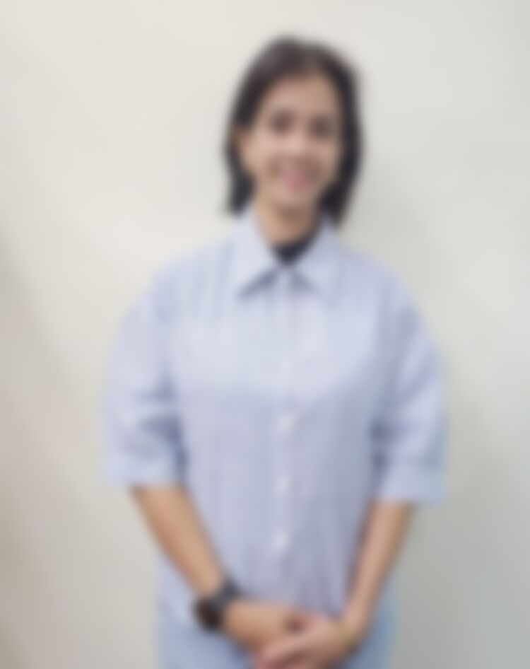 NAOMIE M.DIVINAGRACIA — Filipino maid in Singapore
