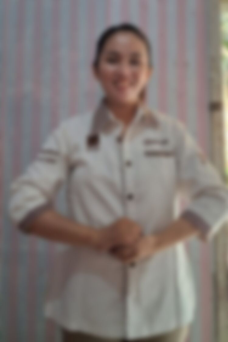 YULIANA                                      — Indonesian maid in Singapore
