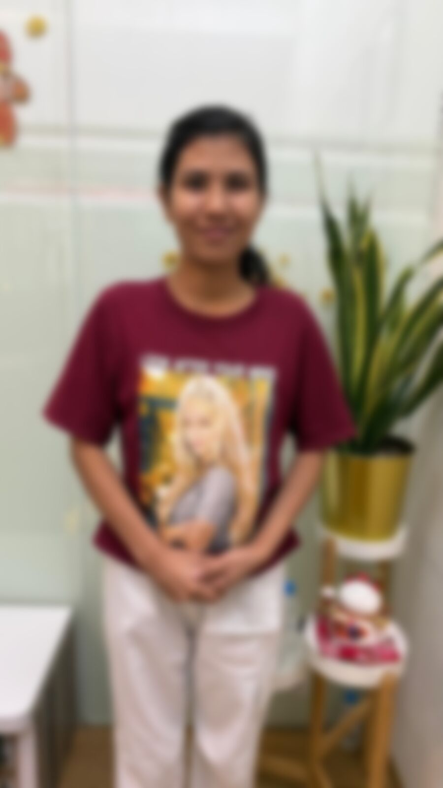 THU ZAR AUNG          — Myanmarese maid in Singapore