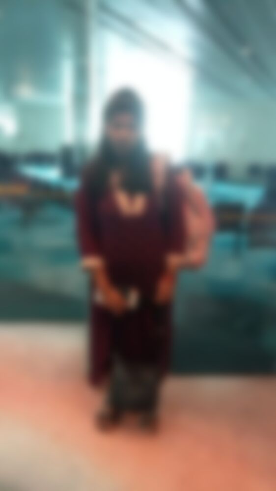 E2E26-1328 - SENTHILKUMAR SARANYA — Indian maid in Singapore